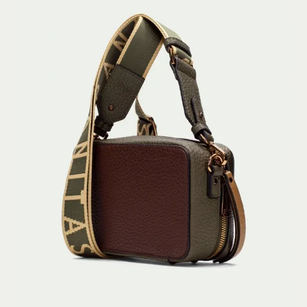 Hispanitas BI254158 GRAINED-I25 AVELLANA SAMBA MET-I25 ARMY
