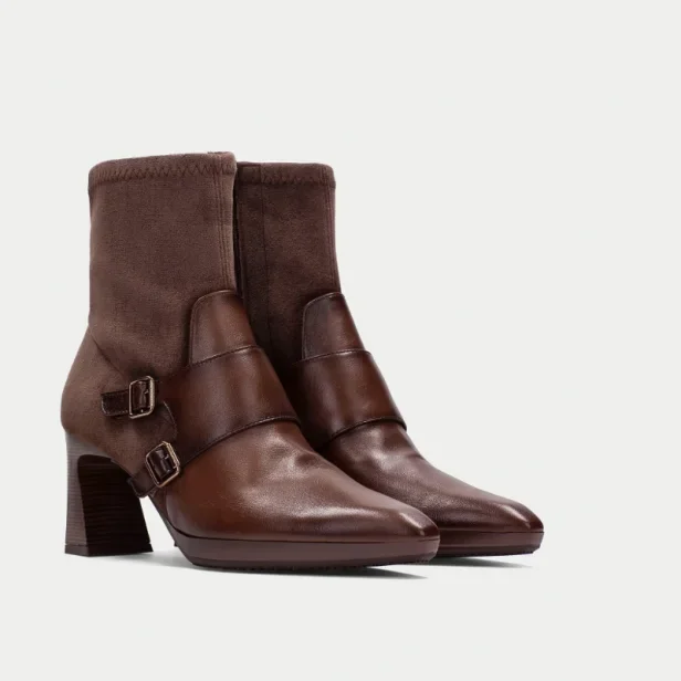 Hispanitas HI254304 Hazelnut