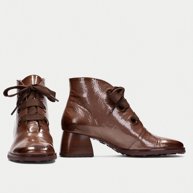 Hispanitas HI254326 Marsella Hazelnut