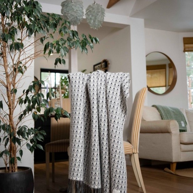 Woolish  Koc Amai szary