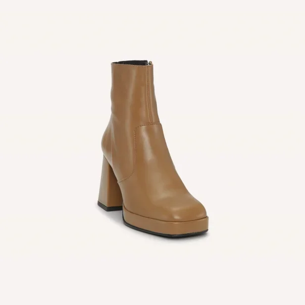Jodis Cristal Brown
