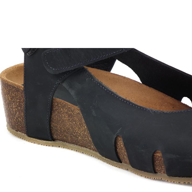 Ana Roman 17328 c