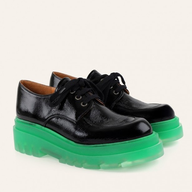 Chie Mihara Yolai Black