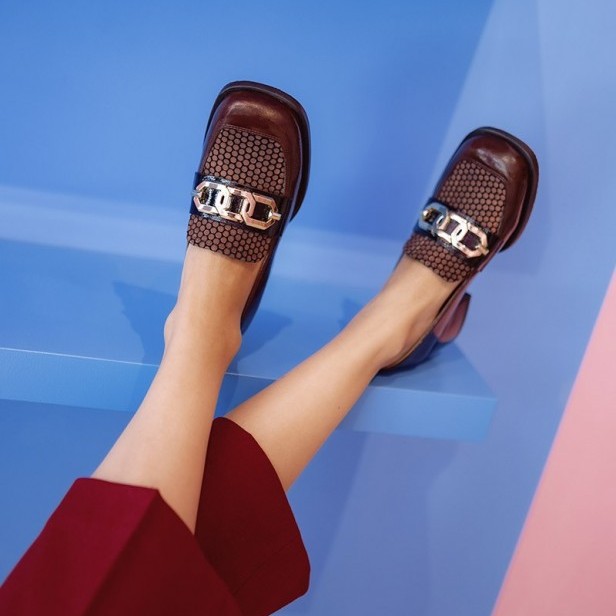 Chie Mihara Boal Brown