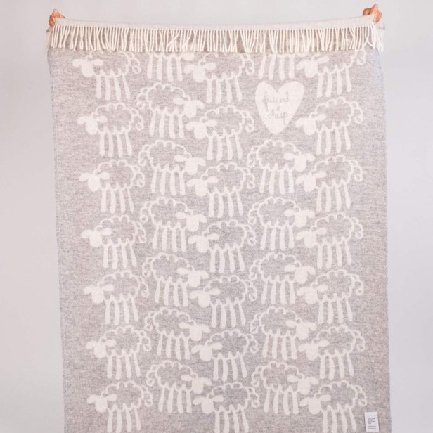 Woolish  Koc Friendsheep szary