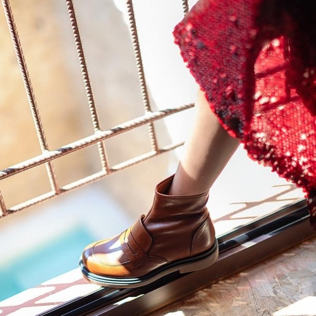 Chie Mihara Tujol Brown