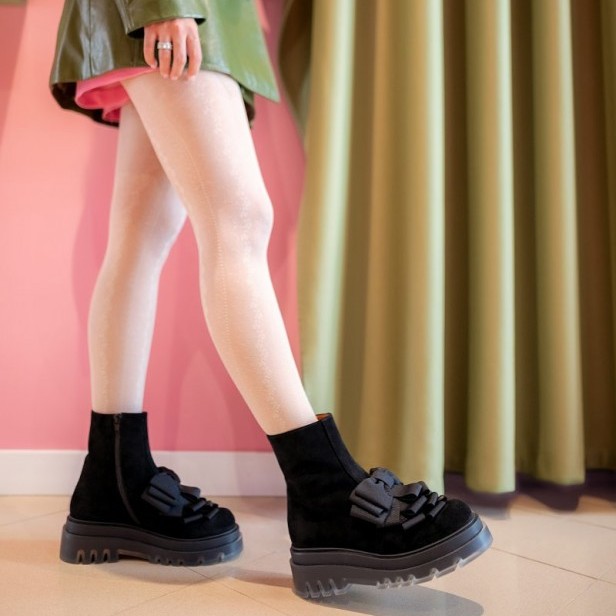 Chie Mihara Yundi Black